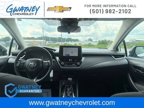 Used 2024 Toyota Corolla LE FWD image 24