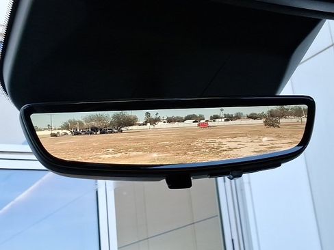 Used 2021 Cadillac Escalade ESV Sport Platinum w/ Heavy-Duty Trailer Package image 23