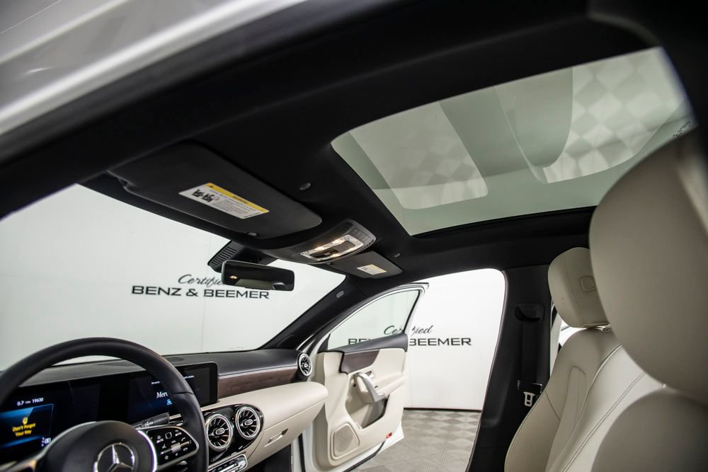 Used 2022 Mercedes-Benz A 220 image 22