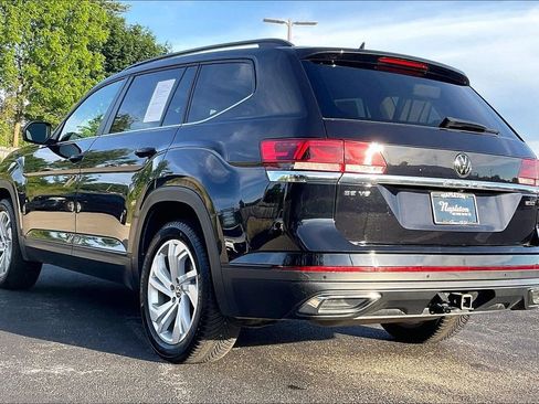 Used 2022 Volkswagen Atlas SE w/ Panoramic Sunroof Package AWD/4WD image 11