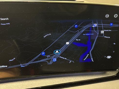 New 2025 Audi Q6 e-tron Premium Plus image 18