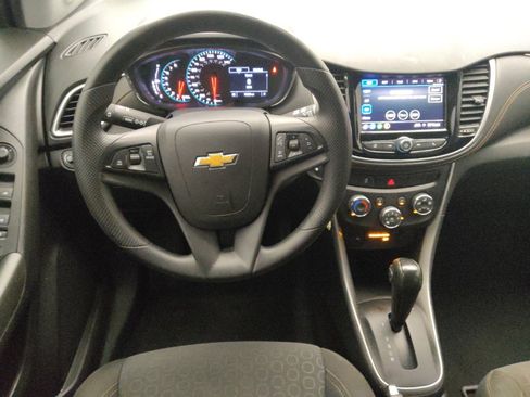 Used 2021 Chevrolet Trax LS w/ Tint and Cruise Package FWD image 22