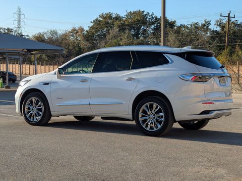 Used 2024 Buick Enclave Avenir w/ Avenir Technology Package image 6