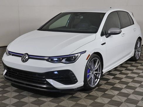 Used 2024 Volkswagen Golf R 4-Door AWD/4WD image 11