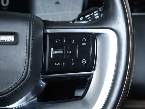 Used 2023 Land Rover Range Rover SE image 23