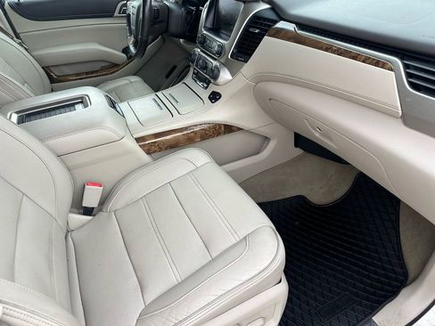 Used 2015 GMC Yukon Denali w/ Premium Package image 16