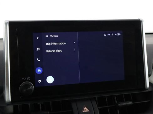 Used 2023 Toyota RAV4 XLE FWD image 33