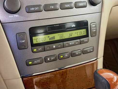 Used 2005 Lexus ES 330 FWD image 18