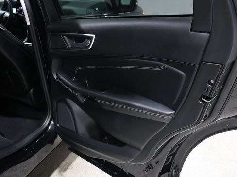 Used 2024 Ford Edge Titanium AWD/4WD image 27