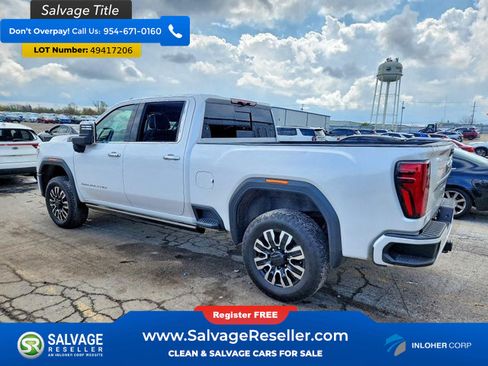 Used 2024 GMC Sierra 2500 Denali Ultimate AWD/4WD image 3
