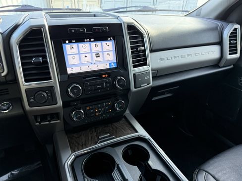 Used 2018 Ford F250 Lariat w/ Lariat Ultimate Package image 29