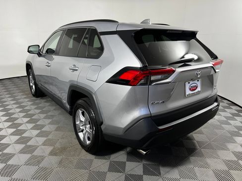Used 2025 Toyota RAV4 XLE AWD/4WD image 7