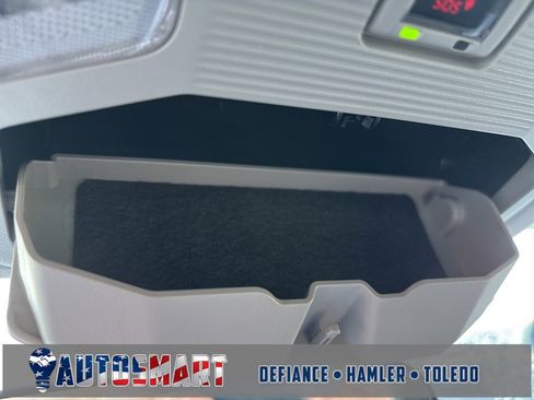 Used 2022 Toyota RAV4 LE image 32