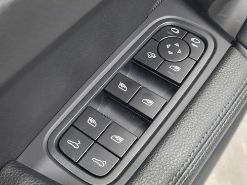 Certified 2026 Porsche Cayenne Coupe AWD/4WD image 24
