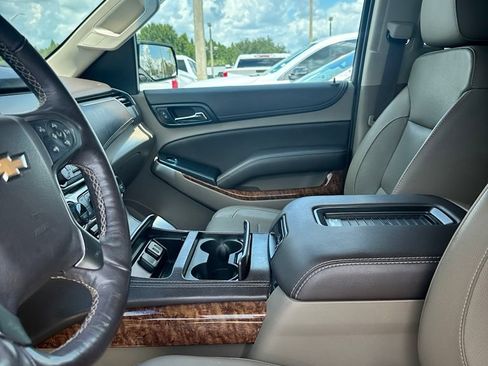 Used 2018 Chevrolet Tahoe Premier RWD image 8
