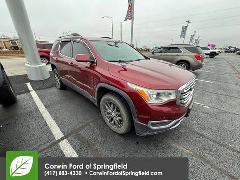 Used 2017 GMC Acadia SLT image 3
