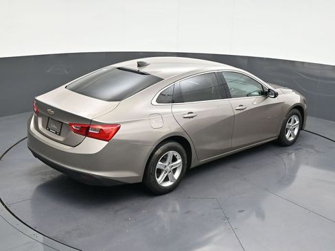 Used 2022 Chevrolet Malibu LS image 19