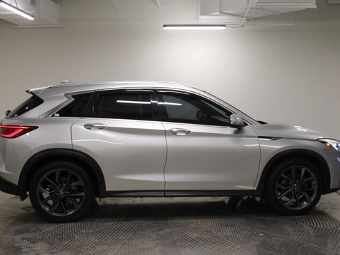 Used 2019 INFINITI QX50 Essential w/ Sensory Package image 13