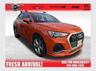 Used 2020 Audi Q3 2.0T Premium w/ Convenience Package video 1