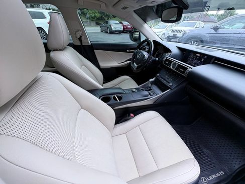 Used 2015 Lexus IS 250 AWD w/ Navigation System Package image 21