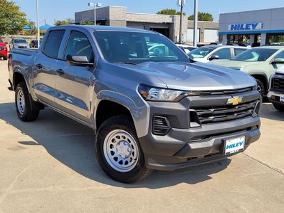 New 2025 Chevrolet Colorado W/T