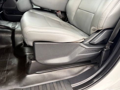 Used 2024 Ford F150 XL AWD/4WD image 13