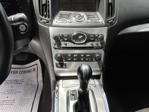 Used 2014 INFINITI Q60 Journey w/ Premium Package RWD image 11