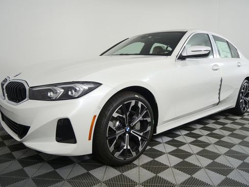 New 2026 BMW 330i Sedan w/ Premium Package image 7