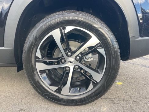 New 2026 Chevrolet Trax RS w/ Sunroof Package image 25