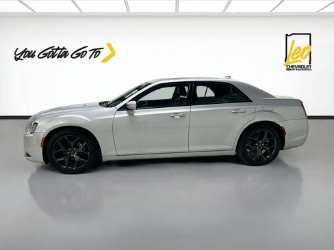 Used 2023 Chrysler 300 S image 8