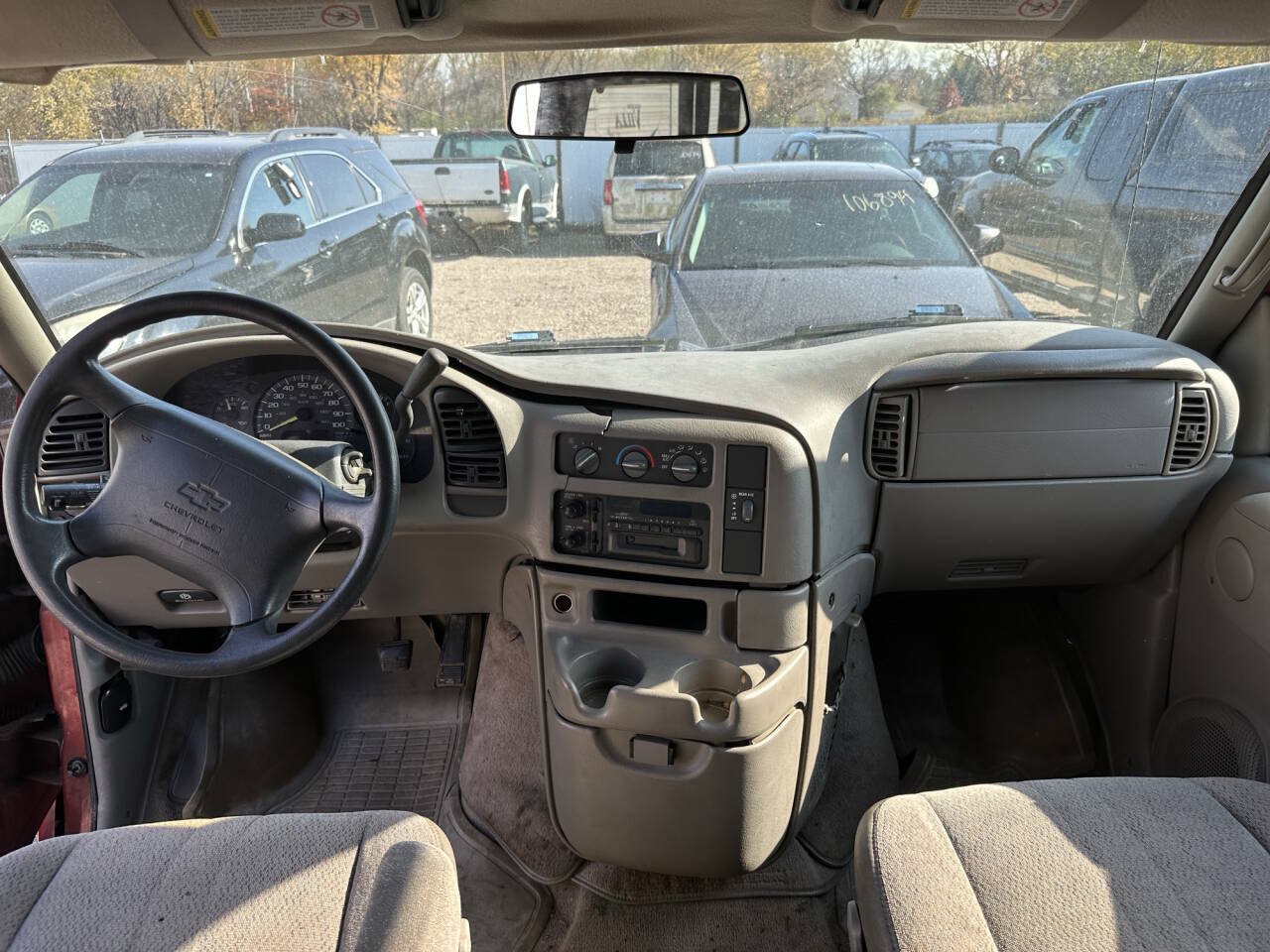 Used 1998 Chevrolet Astro Passenger RWD image 30