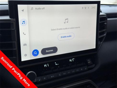 Used 2025 Toyota Tundra Limited image 18