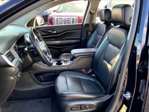 Used 2021 GMC Acadia SLT image 8