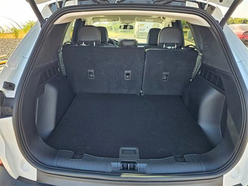 New 2025 Ford Escape SE w/ PHEV Premium Package image 29