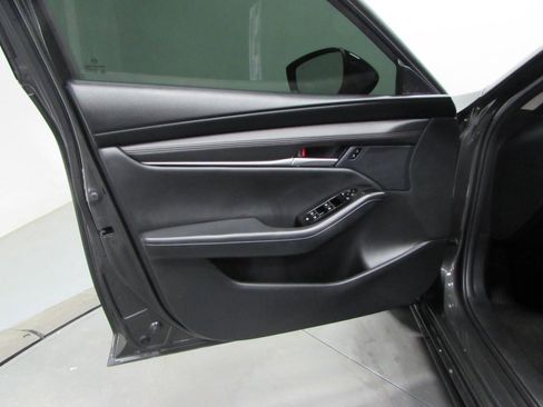 Used 2024 MAZDA MAZDA3 s image 12