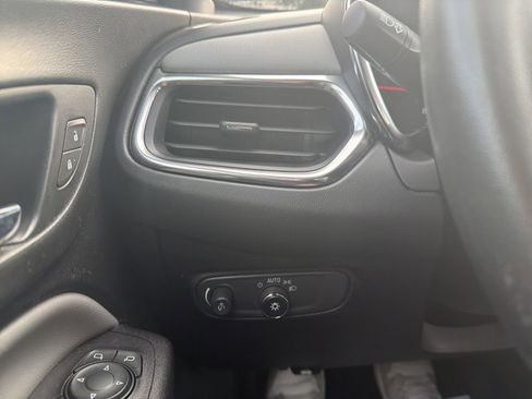 Used 2018 Chevrolet Equinox LS image 18