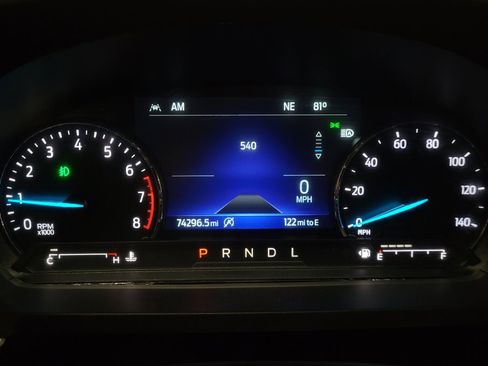 Used 2022 Ford Explorer XLT w/ Equipment Group 202A AWD/4WD image 23