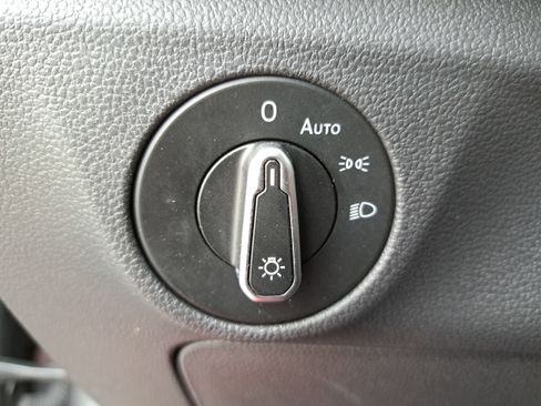 Certified 2024 Volkswagen Jetta Sport image 24