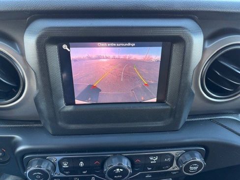 Used 2020 Jeep Gladiator Sport w/ Quick Order Package 24S image 13