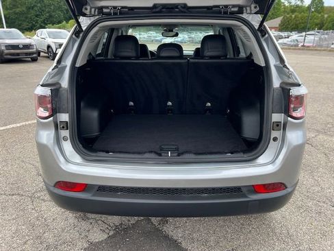 Used 2022 Jeep Compass Latitude image 37