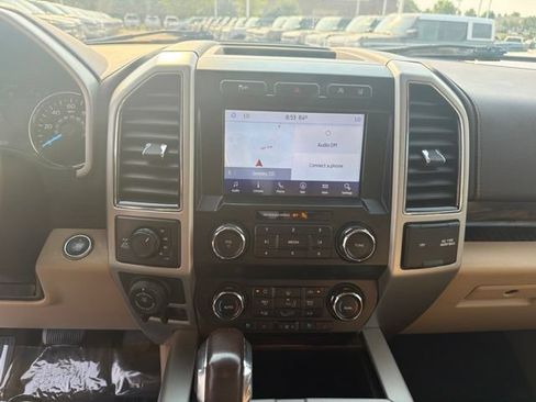 Used 2020 Ford F150 Lariat AWD/4WD image 17