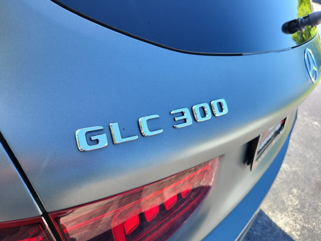 Used 2022 Mercedes-Benz GLC 300 image 9