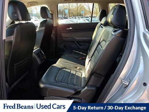Certified 2022 Volkswagen Atlas SEL Premium image 10