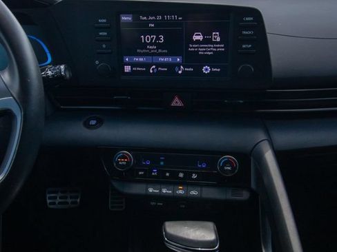 Certified 2025 Hyundai Elantra Sport FWD image 21