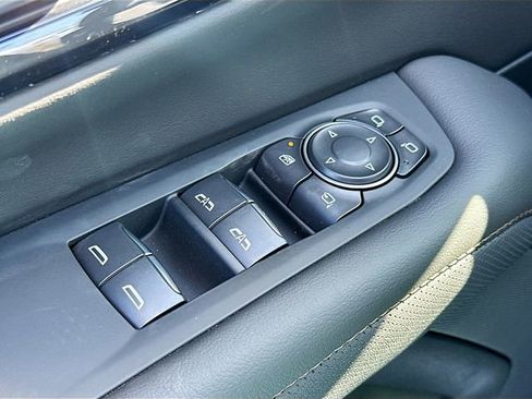 New 2026 Chevrolet Suburban High Country w/ Sun And Tow Package AWD/4WD image 19