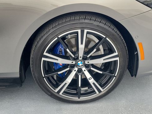 Used 2026 BMW 530i w/ M Sport Package RWD image 5