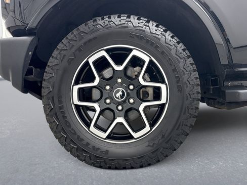 Used 2022 Ford Bronco Outer Banks image 25