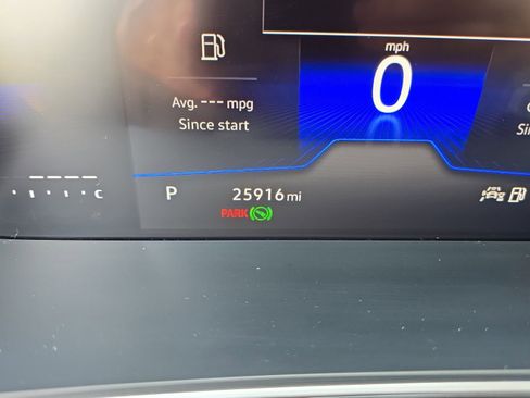 Used 2024 Volkswagen Tiguan SE FWD image 27