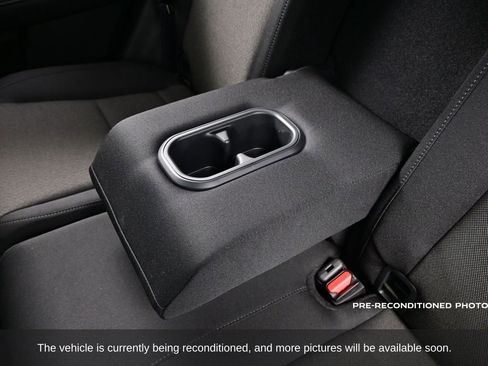 Used 2025 Honda CR-V EX image 27