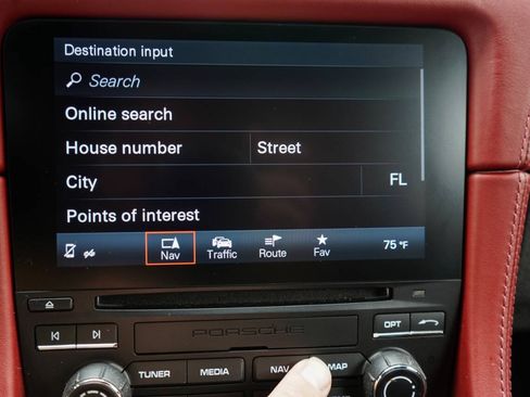 Used 2020 Porsche 718 Boxster Spyder RWD image 91